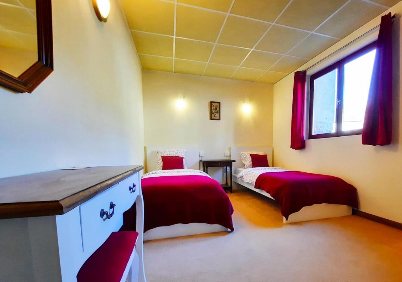 Domaine Lou Castet Bed & Breakfast Tuzaguet Eksteriør bilde