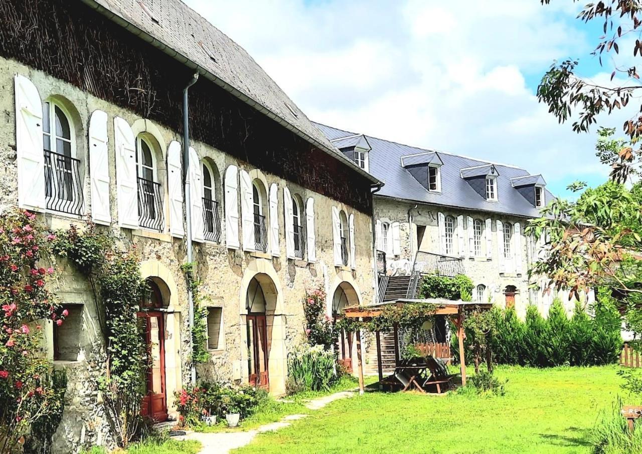Domaine Lou Castet Bed & Breakfast Tuzaguet Eksteriør bilde