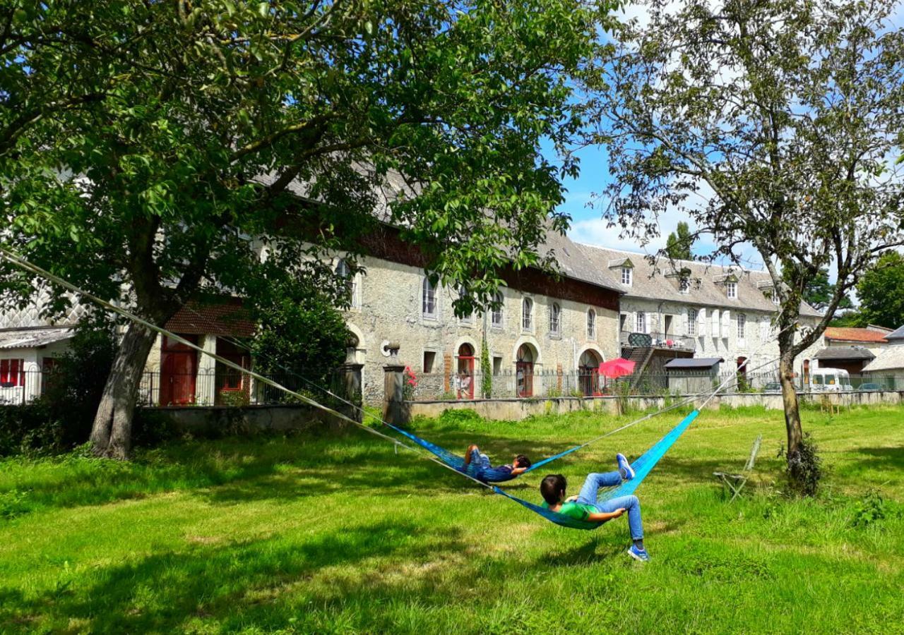 Domaine Lou Castet Bed & Breakfast Tuzaguet Eksteriør bilde