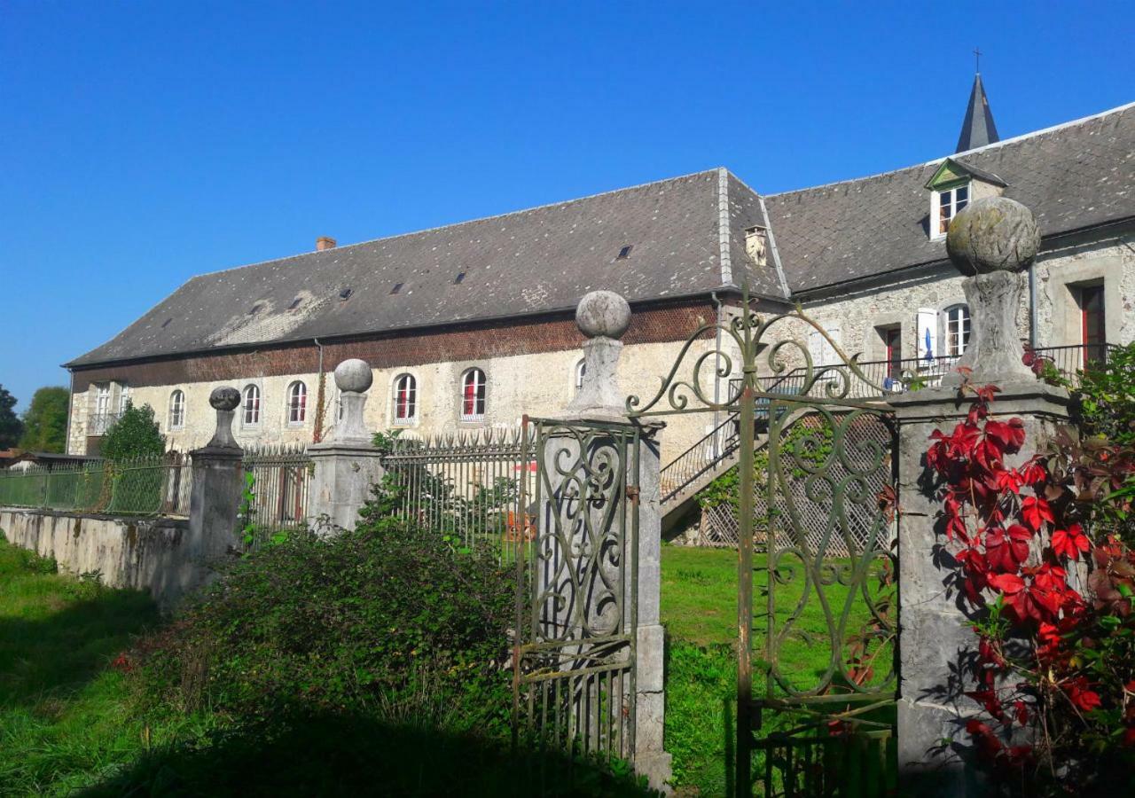 Domaine Lou Castet Bed & Breakfast Tuzaguet Eksteriør bilde