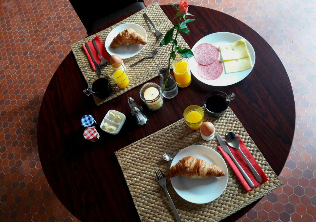 Domaine Lou Castet Bed & Breakfast Tuzaguet Eksteriør bilde