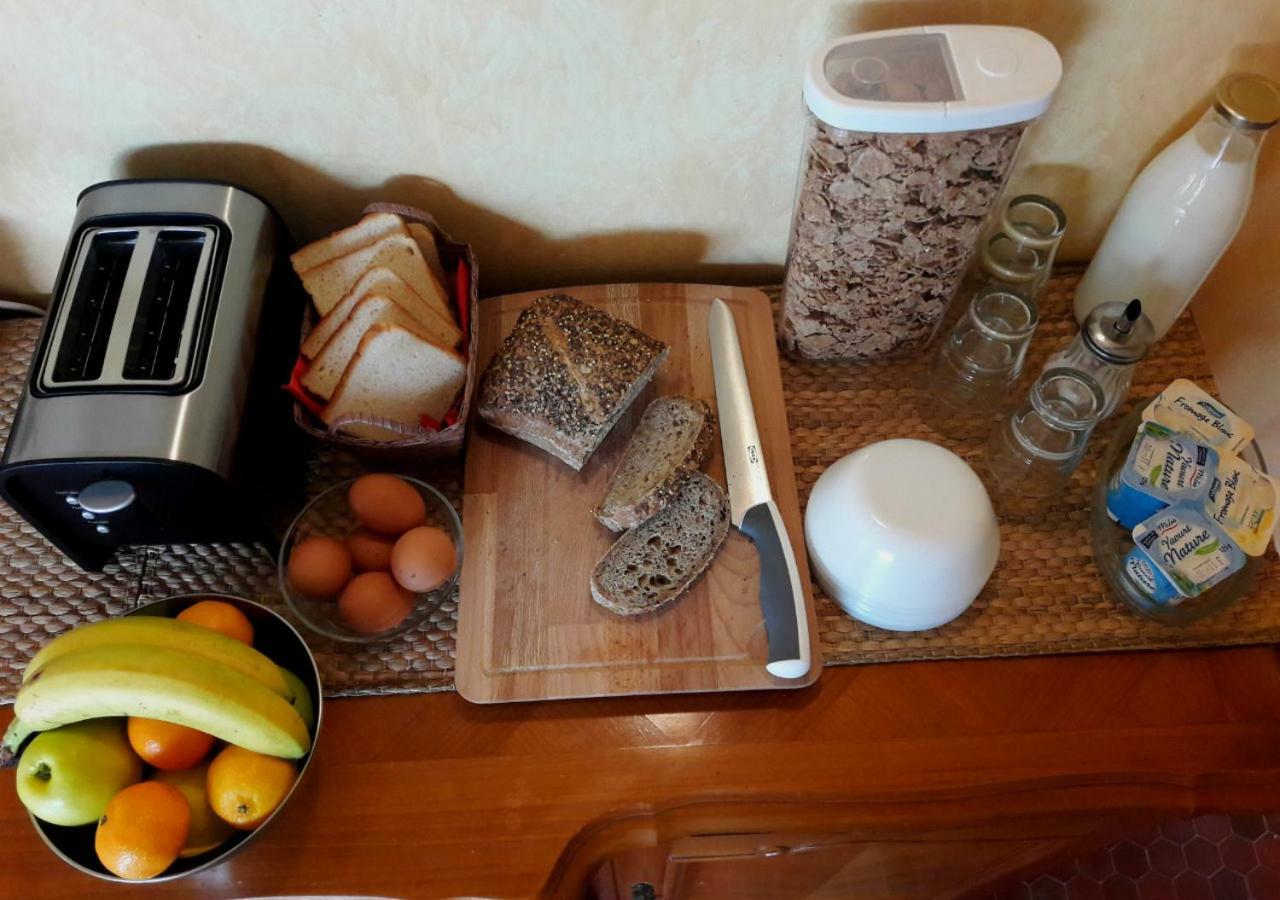 Domaine Lou Castet Bed & Breakfast Tuzaguet Eksteriør bilde